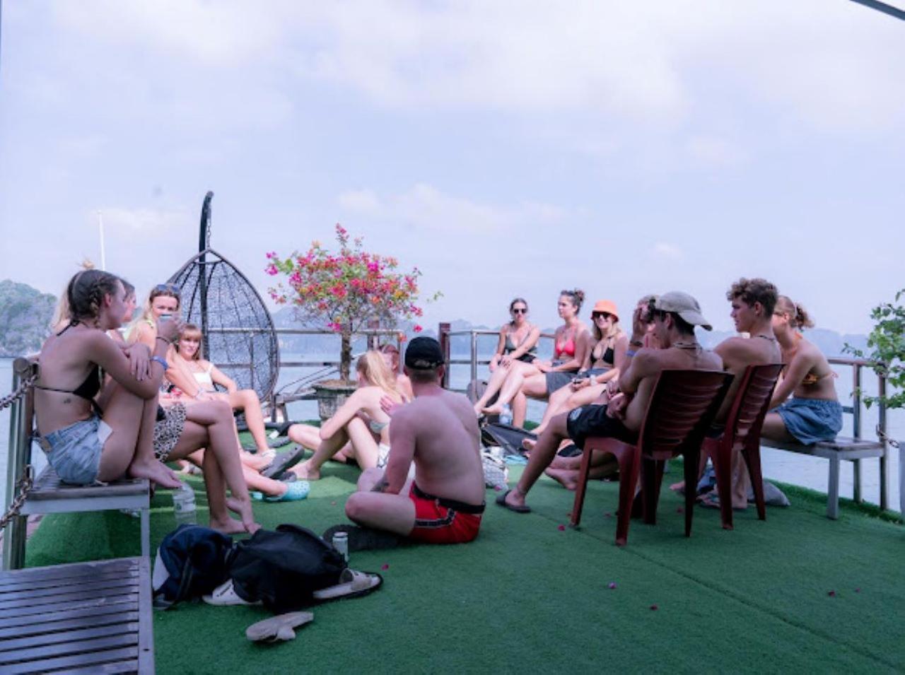 Brother Friendly - Gia Cat Long Hotel Dong Khe Sau Exterior foto