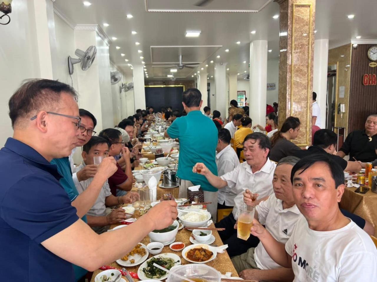 Brother Friendly - Gia Cat Long Hotel Dong Khe Sau Exterior foto